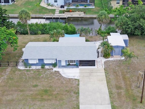 832 E 4TH STREET , ENGLEWOOD, FL 34223