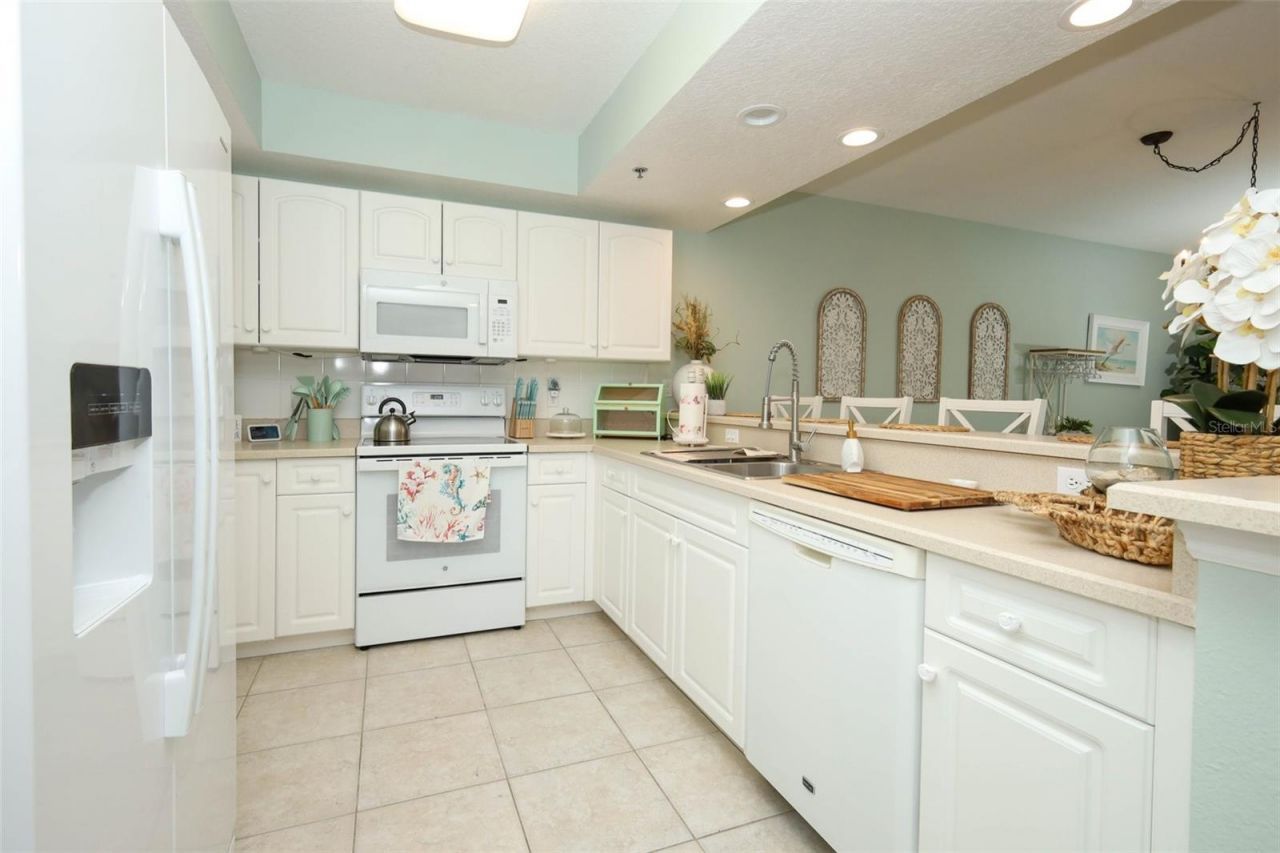 5300 S Atlantic Ave, Unit 9-304, New Smyrna Beach, FL 32169 Photo