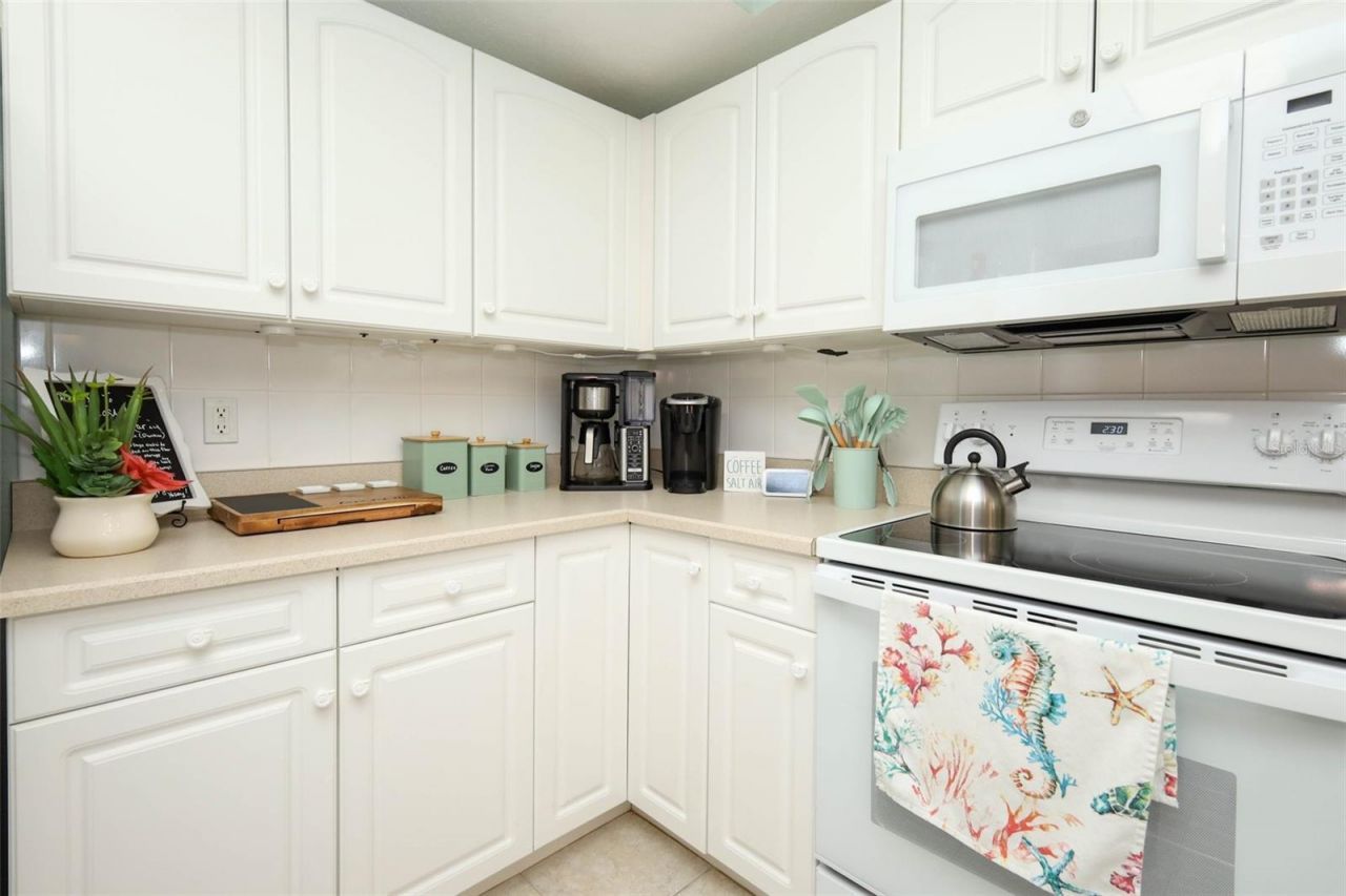 5300 S Atlantic Ave, Unit 9-304, New Smyrna Beach, FL 32169 Photo