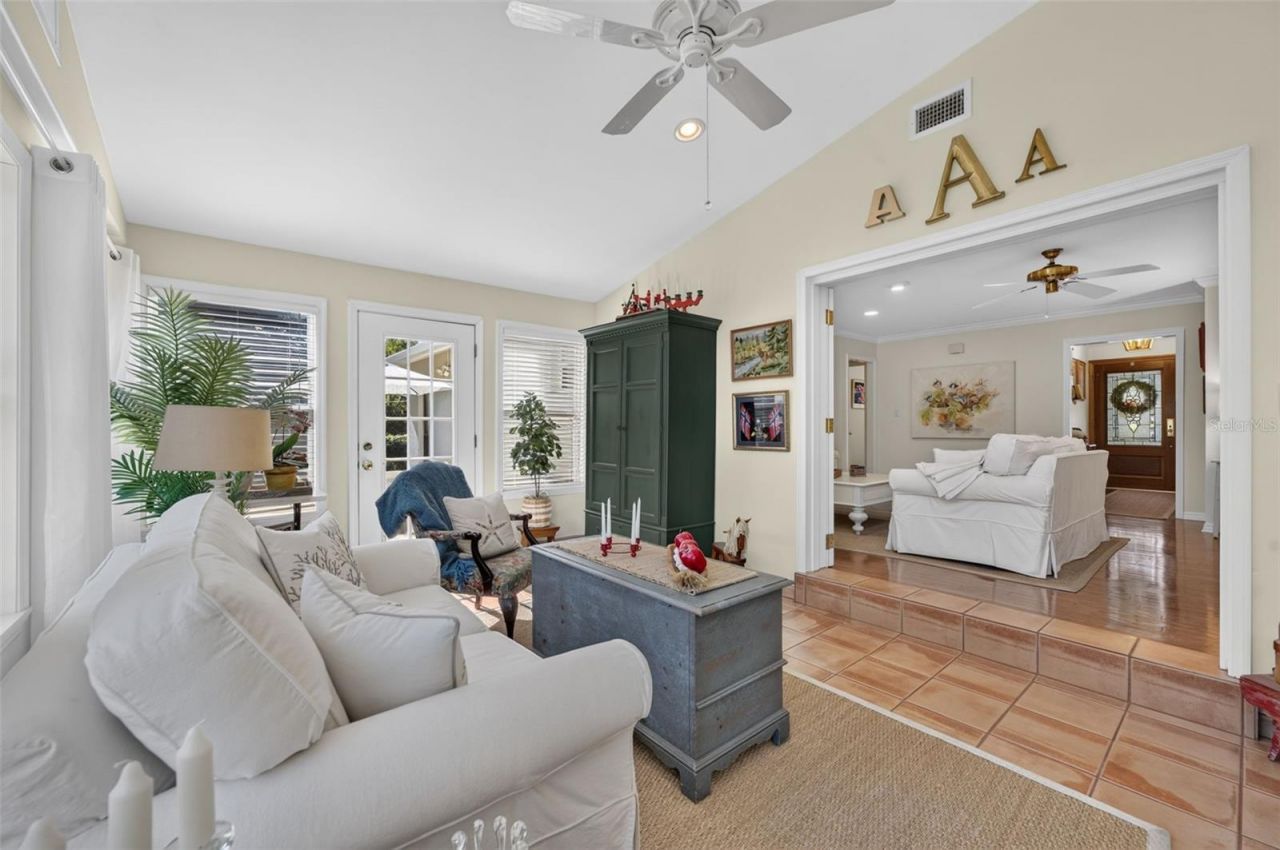 823 Woods Court , Maitland, FL 32751 Photo