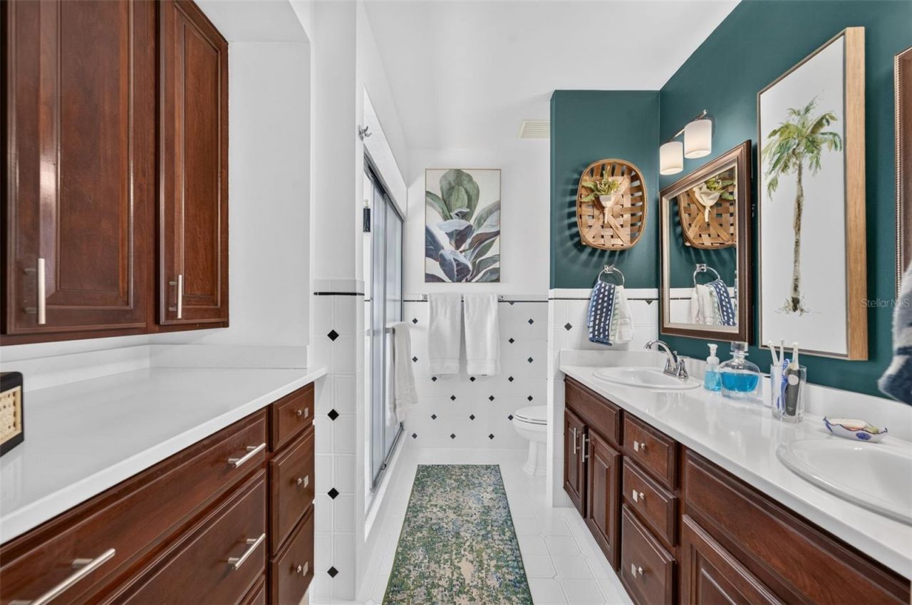 823 Woods Court , Maitland, FL 32751 Photo
