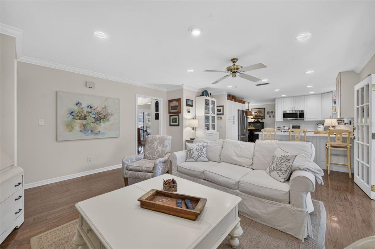 823 Woods Court , Maitland, FL 32751 Photo