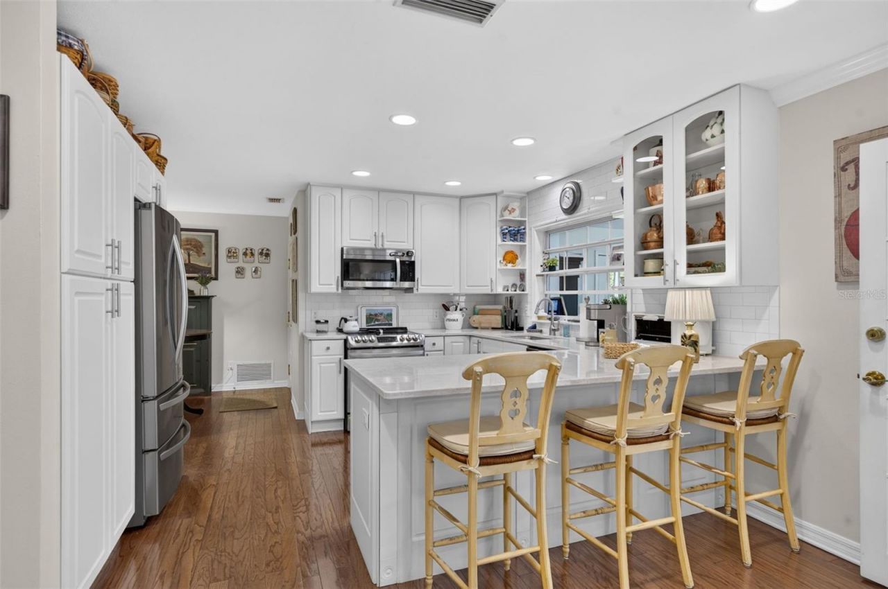 823 Woods Court , Maitland, FL 32751 Photo