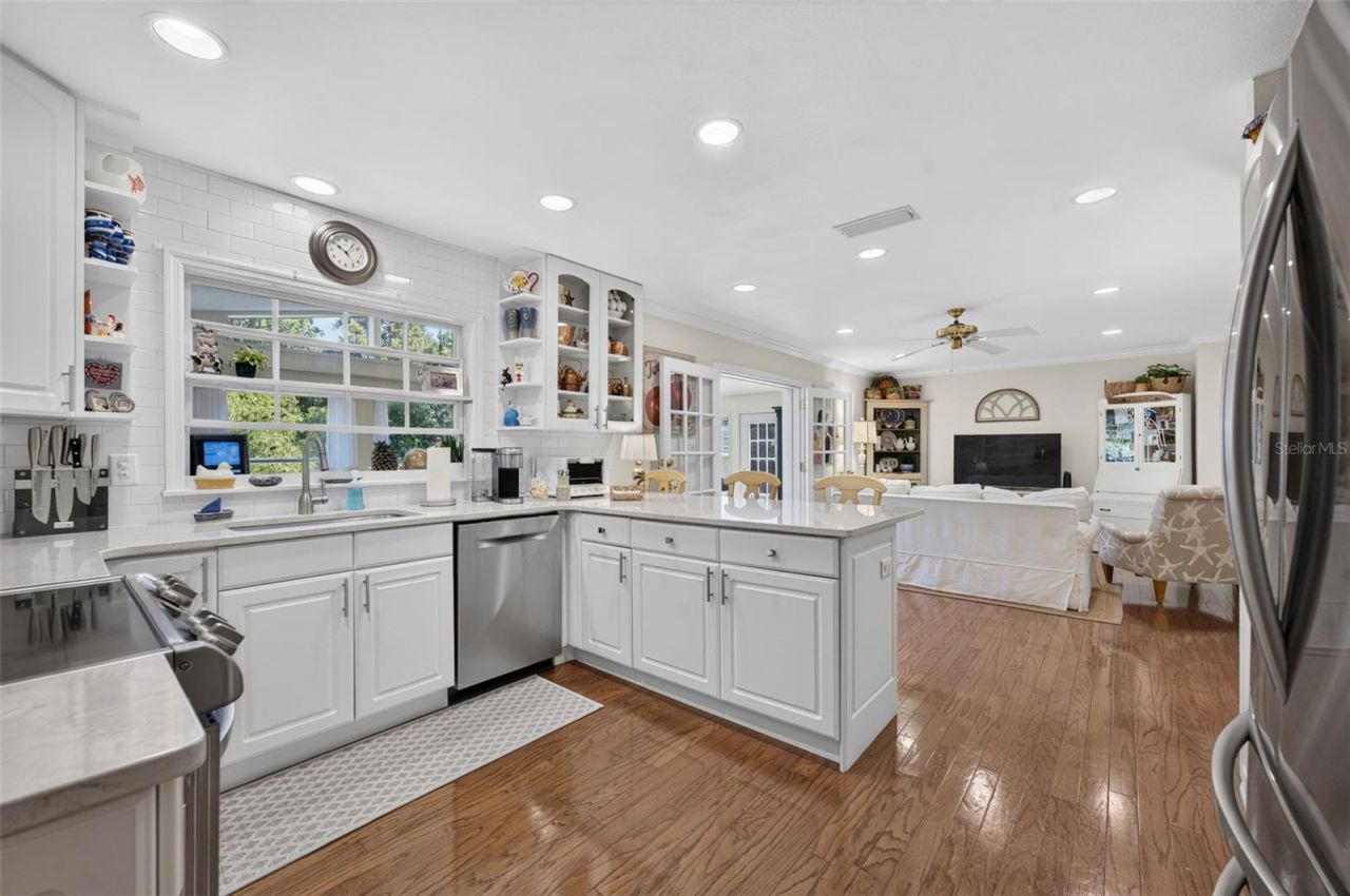 823 Woods Court , Maitland, FL 32751 Photo