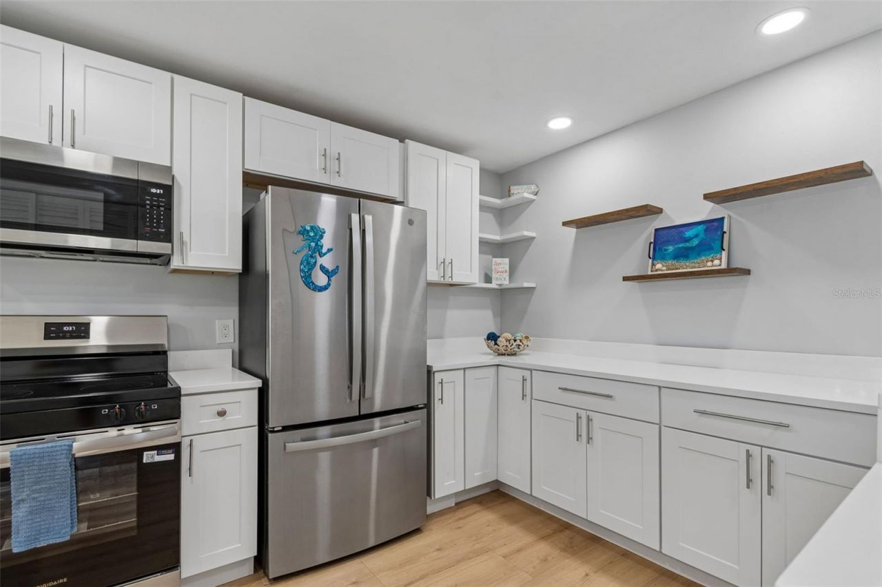 100 Bluff View Drive , Unit 509C, Belleair Bluffs, FL 33770 Photo