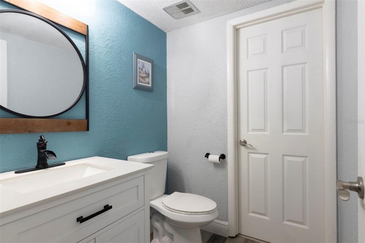 3281 38th Way S, Unit C, Saint Petersburg, FL 33711 Photo