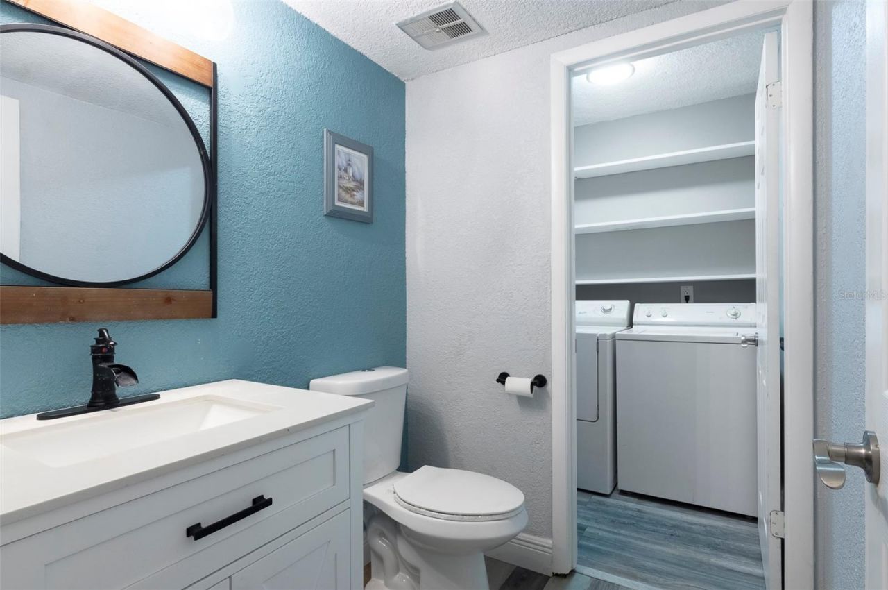 3281 38th Way S, Unit C, Saint Petersburg, FL 33711 Photo