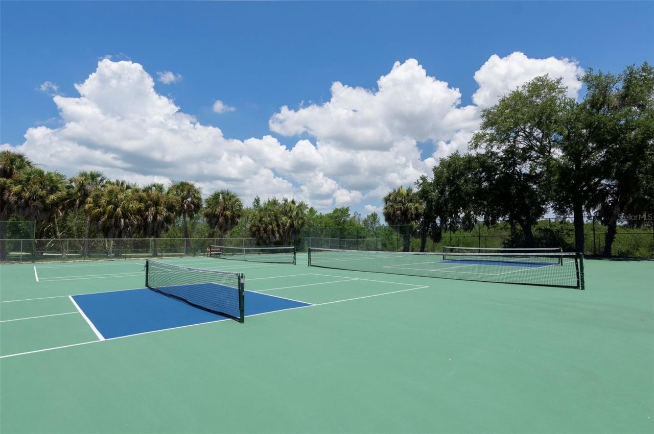3281 38th Way S, Unit C, Saint Petersburg, FL 33711 Photo