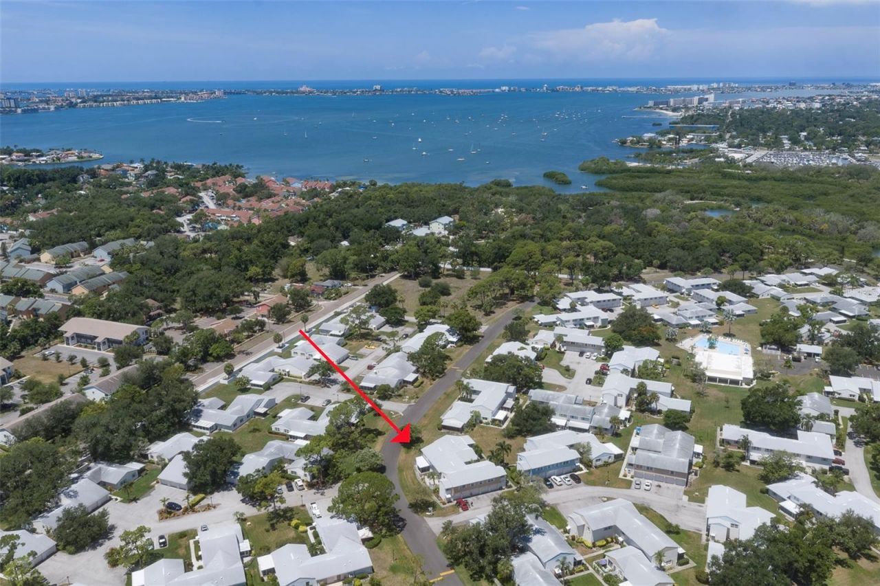3281 38th Way S, Unit C, Saint Petersburg, FL 33711 Photo