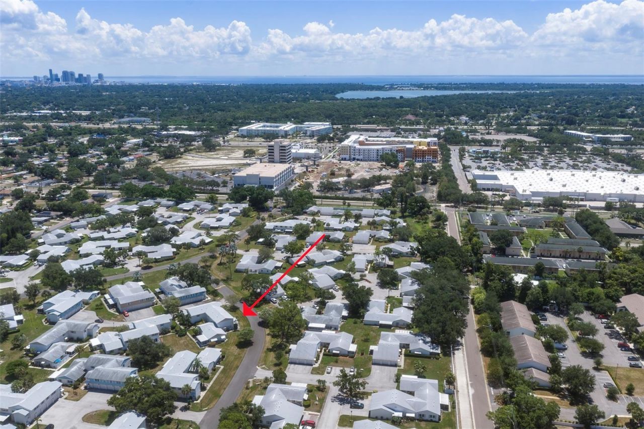 3281 38th Way S, Unit C, Saint Petersburg, FL 33711 Photo