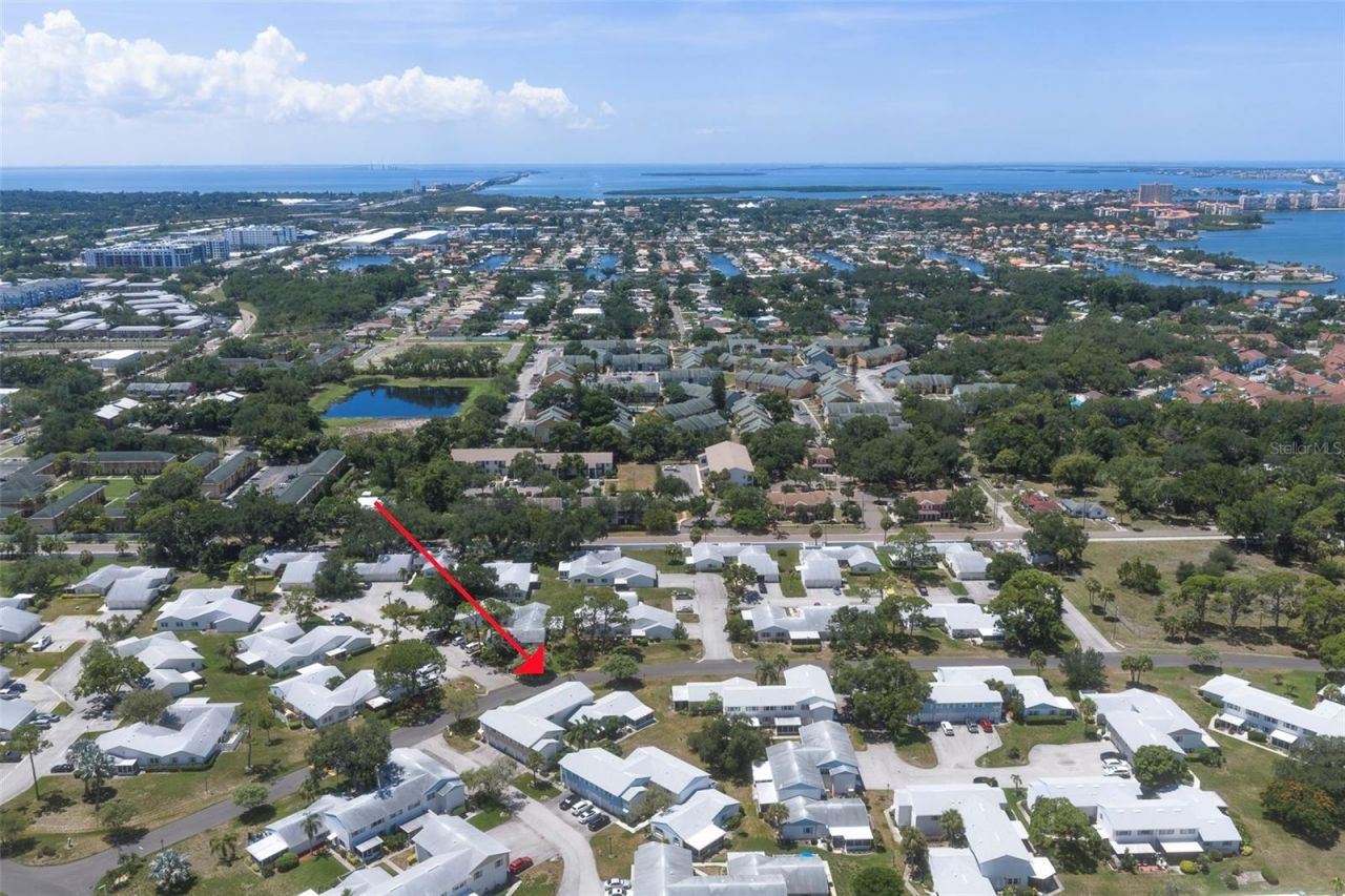 3281 38th Way S, Unit C, Saint Petersburg, FL 33711 Photo