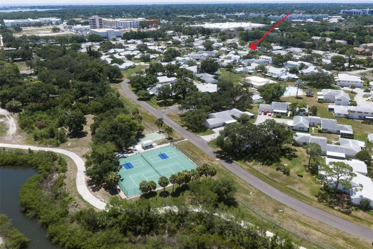 3281 38th Way S, Unit C, Saint Petersburg, FL 33711 Photo