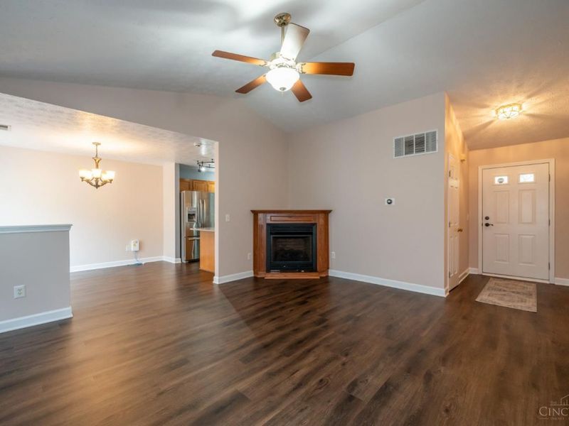 1413 Farrington Drive, Kettering, OH 45420 Photo 7