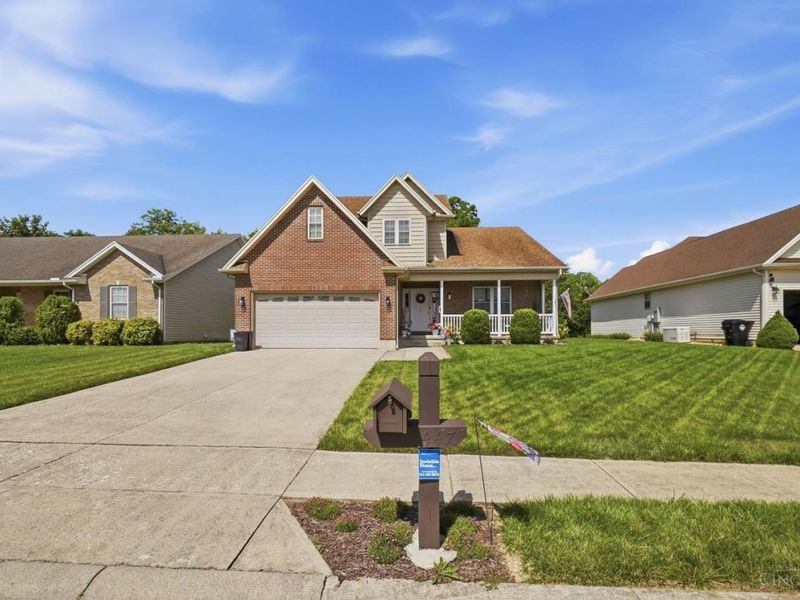 1447 Meadow Ridge Circle, Wilmington, OH 45177 Photo 4