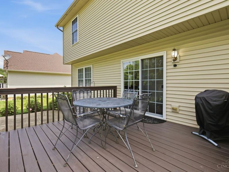 1447 Meadow Ridge Circle, Wilmington, OH 45177 Photo 40