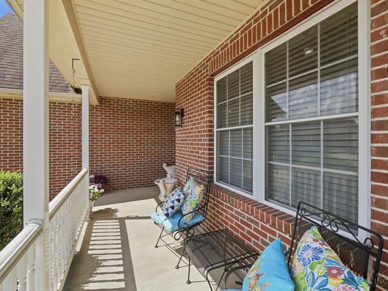 1447 Meadow Ridge Circle, Wilmington, OH 45177 Photo 7