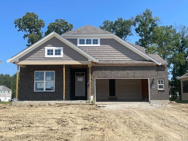 1742 Goldfinch Lane, Unit 131, Miami Twp, OH 45150