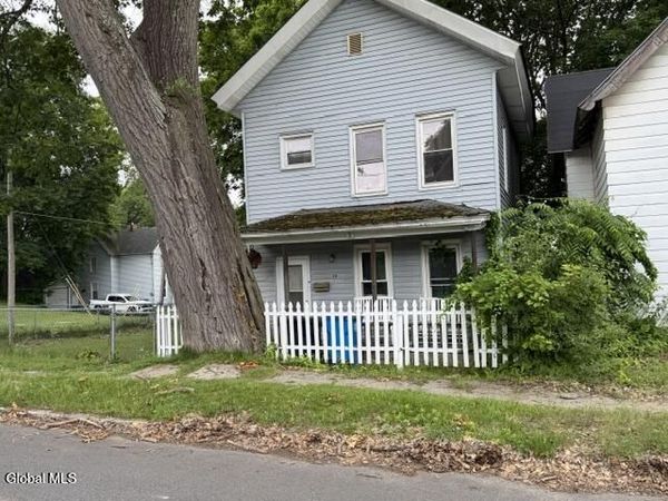 24 Wells Street, Gloversville, NY 12078