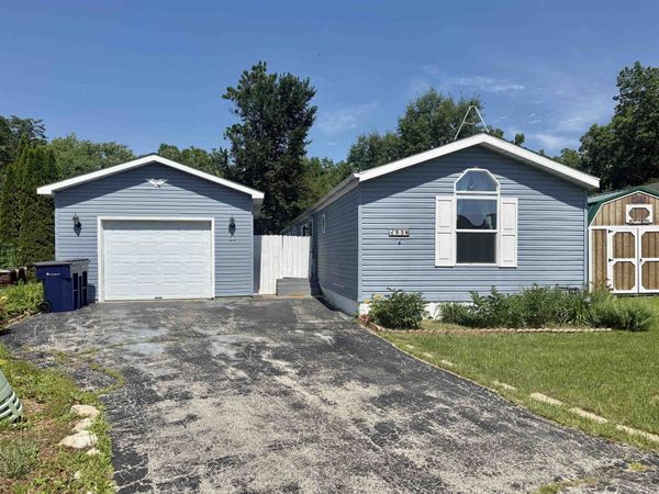 53 Lapidary Lane, Janesville, WI 53548