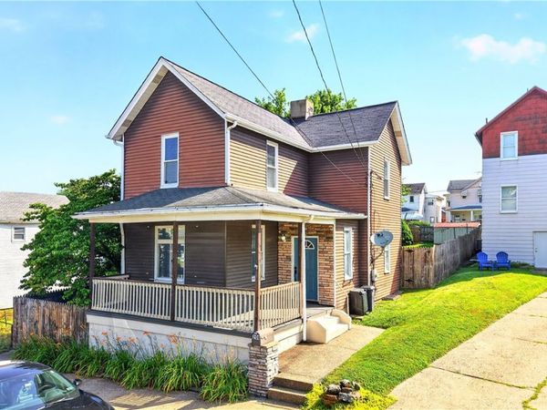 208 Crest Avenue, Charleroi, PA 15022