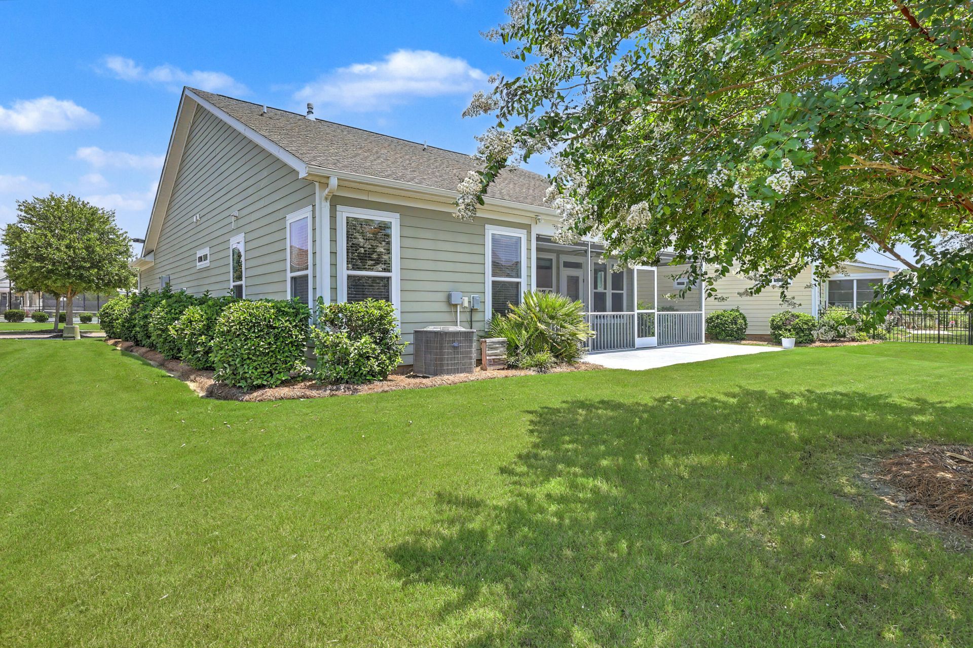 5033 Song Sparrow Way Photo 32