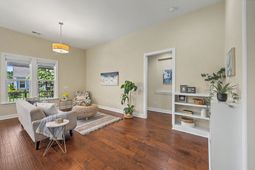 5033 Song Sparrow Way photo 4