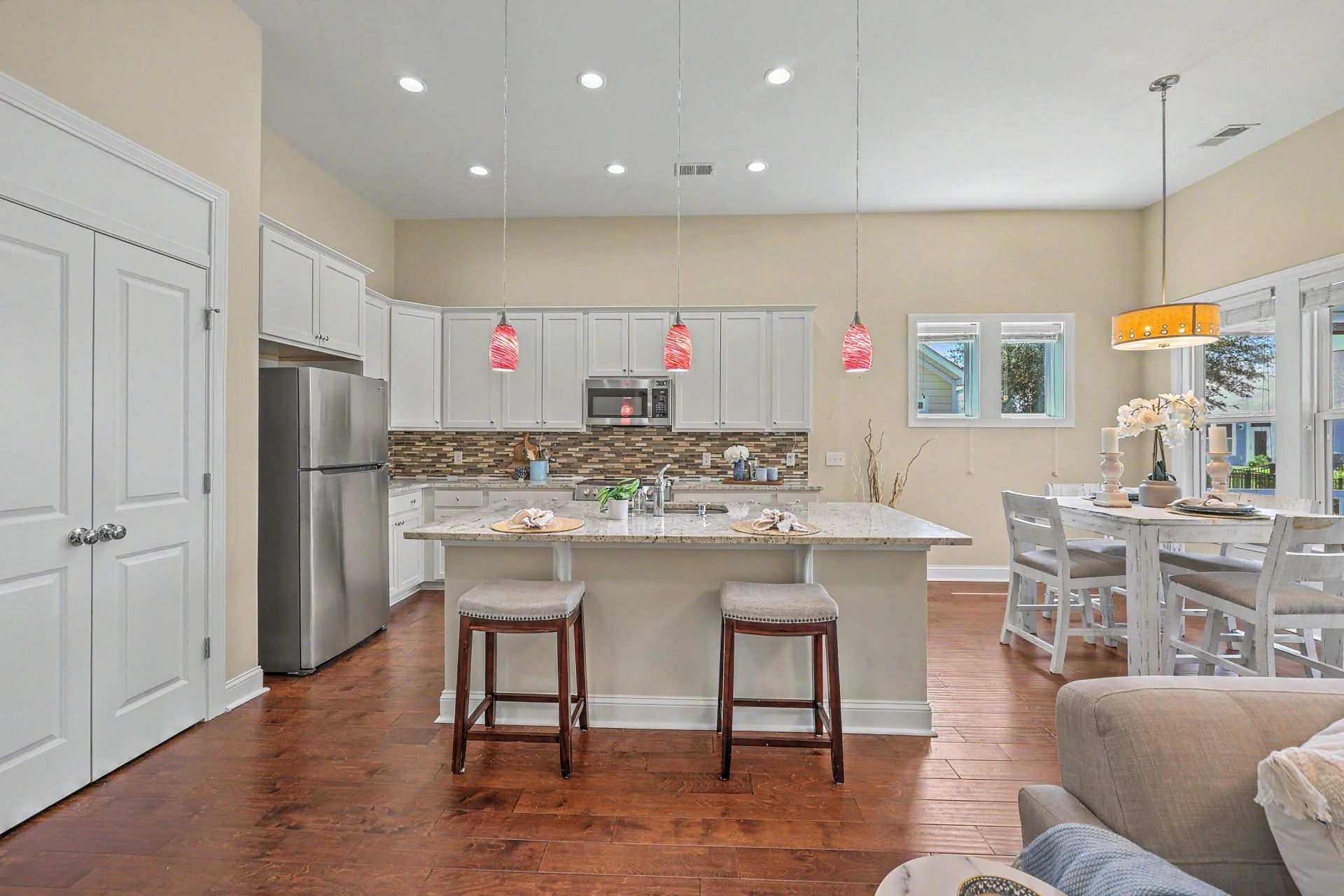 5033 Song Sparrow Way Photo 8