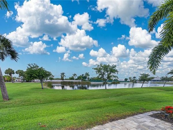 930 High Tide LN , FORT MYERS BEACH, FL 33931