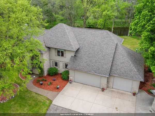 W8678 HILLVIEW ROAD, Hortonville, WI 54944