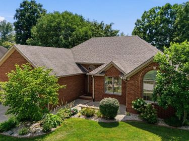 203 Oak Branch Drive, Berea, KY 40403