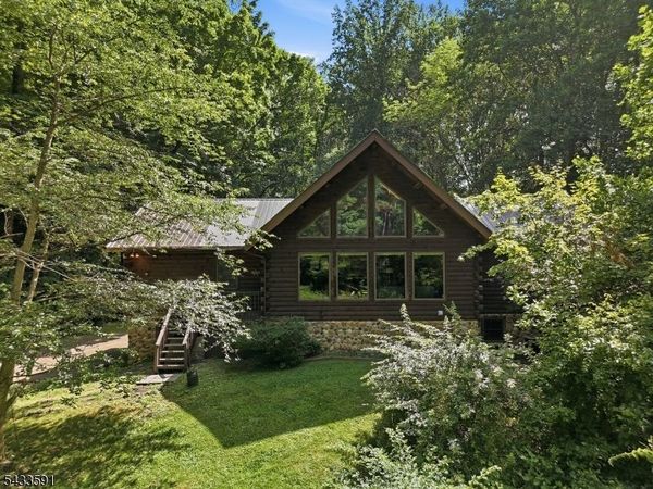 80 Catswamp Rd, Allamuchy, NJ 07840