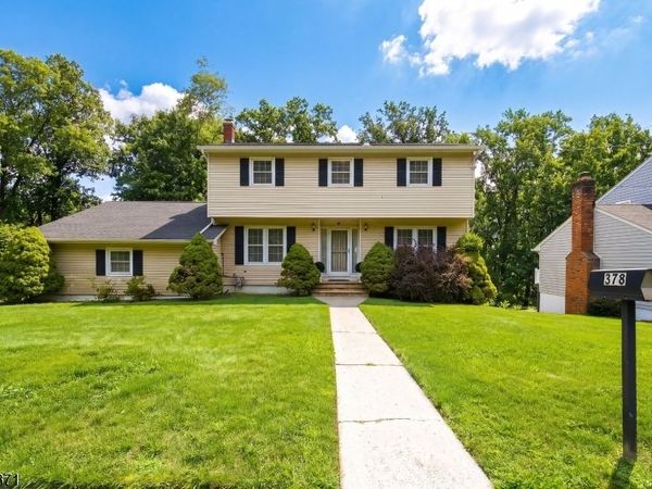 378 FOREST HILL WAY, Mountainside, NJ 07092