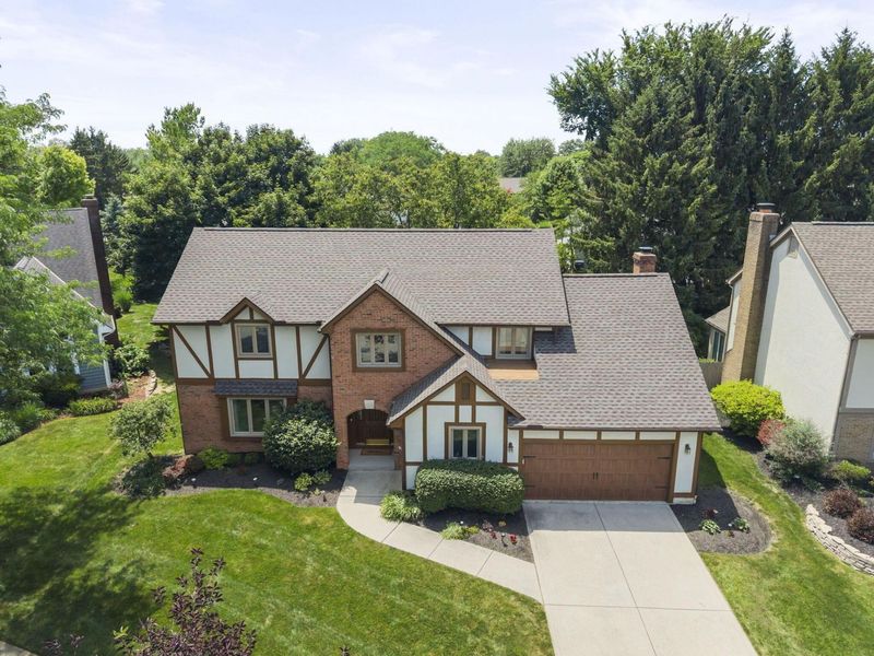 1219 Leicester Place, Columbus, OH 43235 Photo 3
