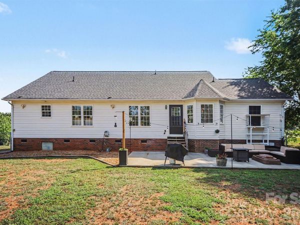 137 Chambwood Lane, Shelby, NC 28152