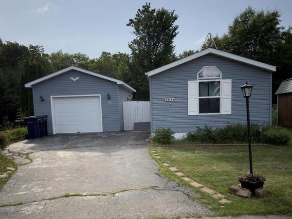 53 Lapidary Lane, Janesville, WI 53548