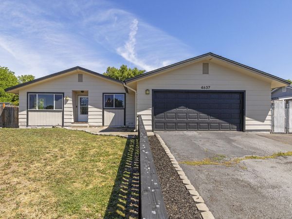 4637 Sumac Avenue, Klamath Falls, OR 97603