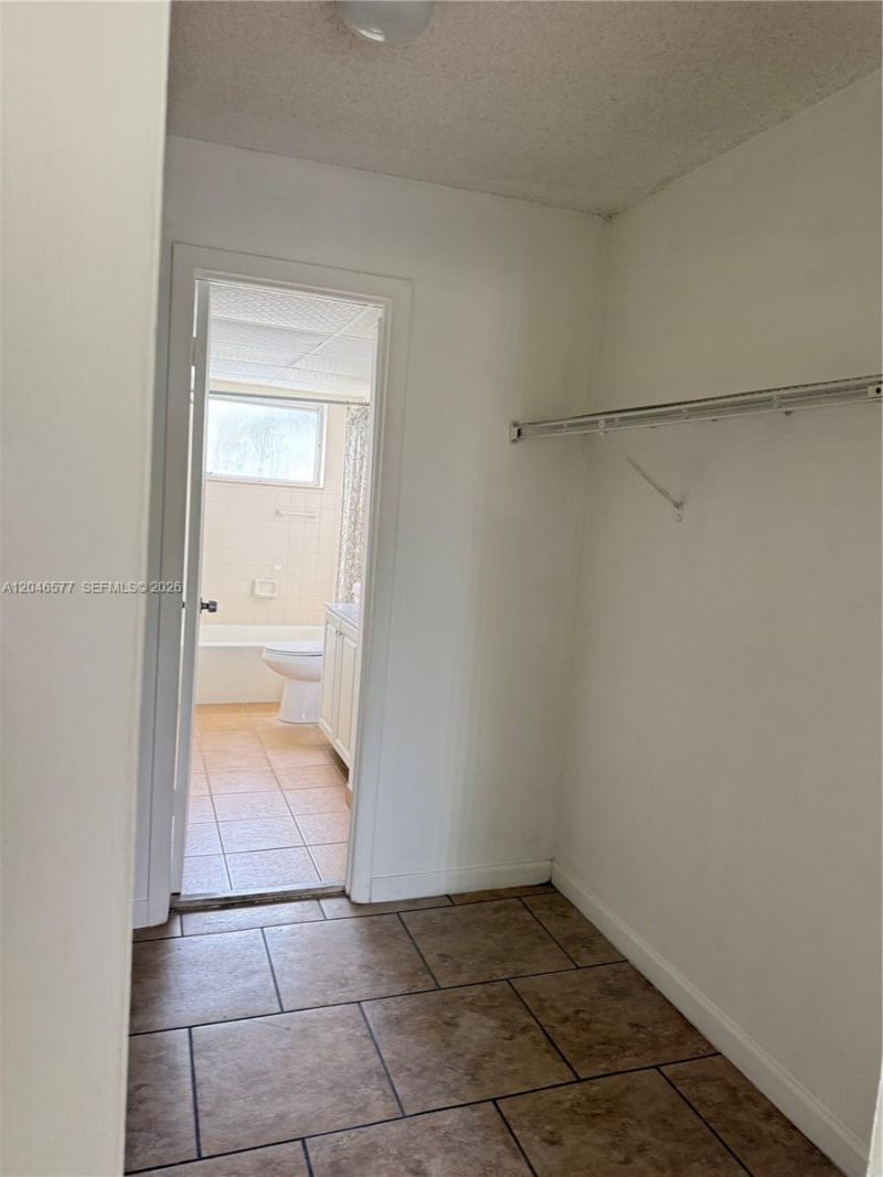 9355 Fontainebleau Blvd, Unit C208, Miami, FL 33172 Photo