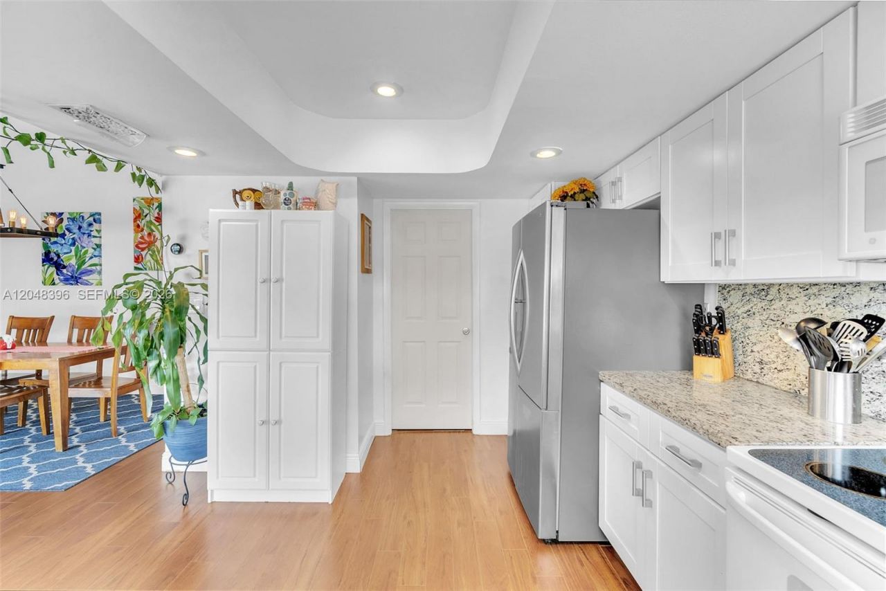 2401 NW 110th Ter , Unit 2401, Sunrise, FL 33322 Photo
