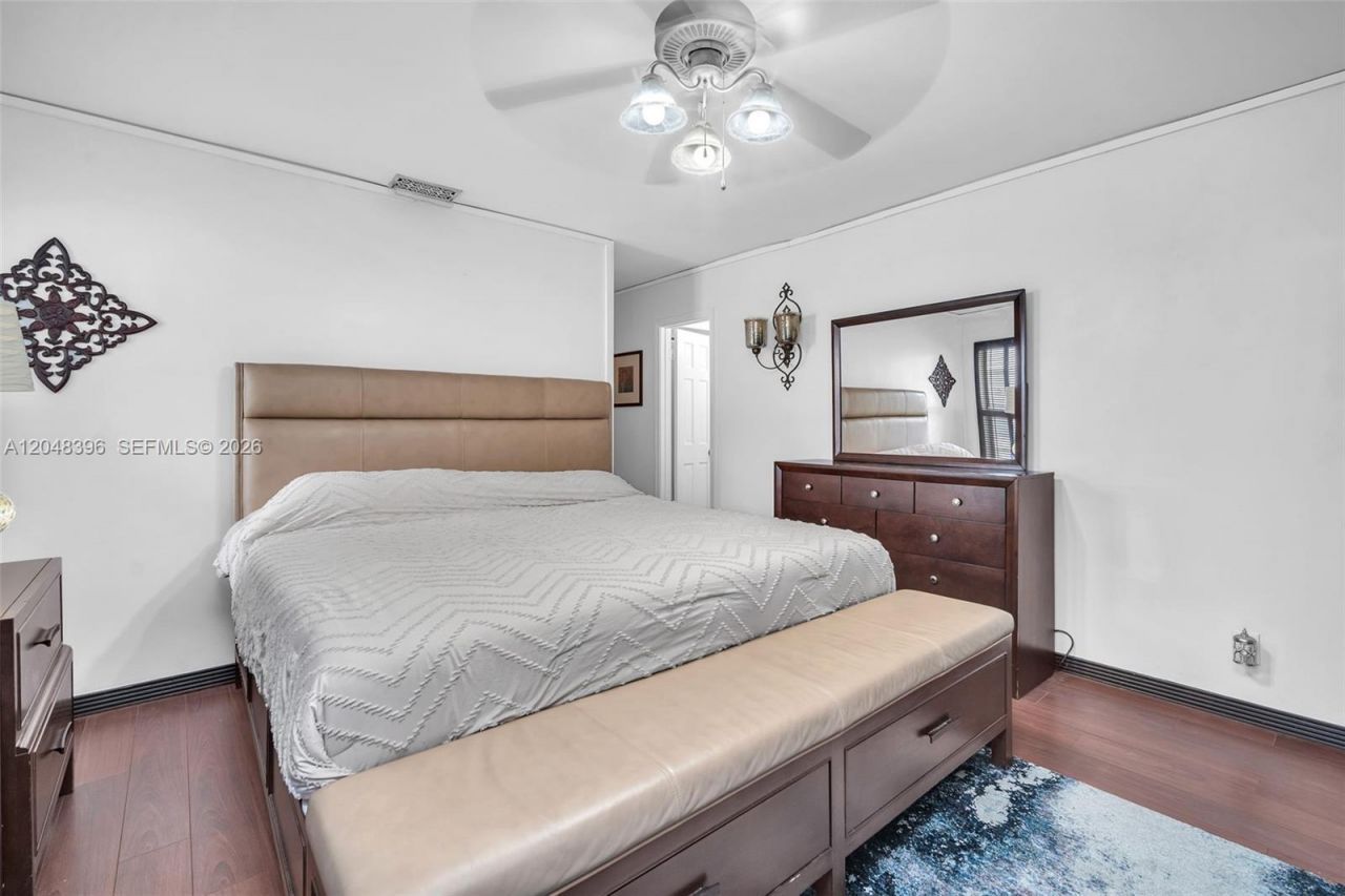 2401 NW 110th Ter , Unit 2401, Sunrise, FL 33322 Photo