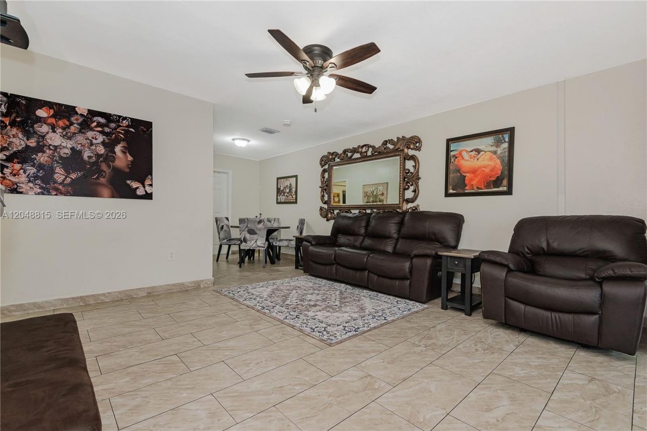 750 NE 4th Pl , Hialeah, FL 33010 Photo