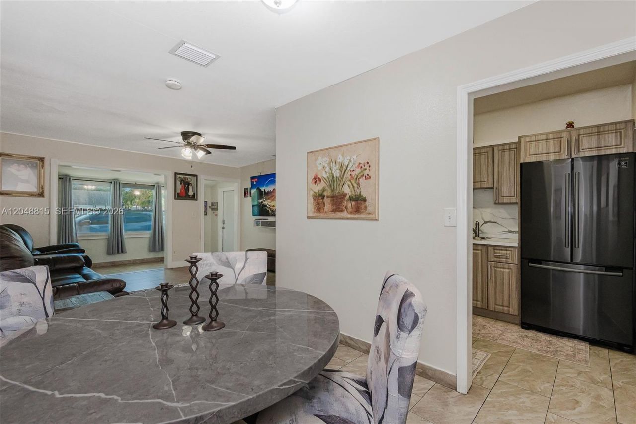 750 NE 4th Pl , Hialeah, FL 33010 Photo