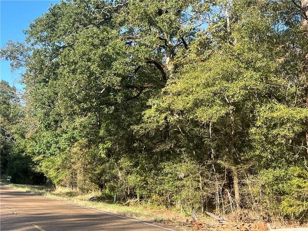1163 HWY 115 Highway, Deville, LA 71328