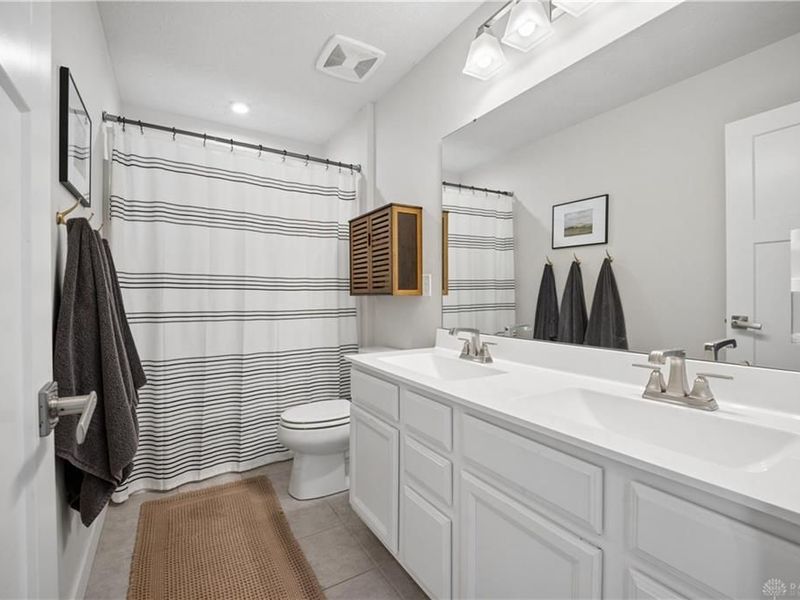 421 Rebekah Court, Tipp City, OH 45371 Photo 20