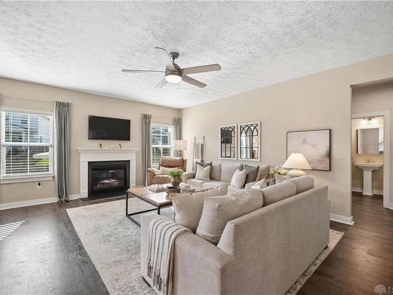 421 Rebekah Court, Tipp City, OH 45371 Photo 3