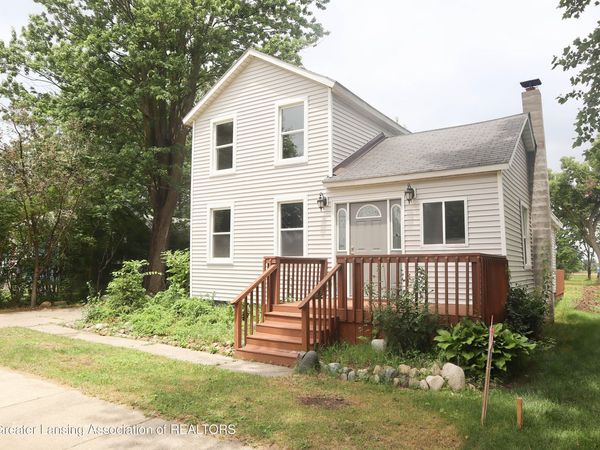 606 W Gibbs Street, St. Johns, MI 48879