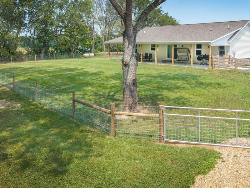 22686 Deal Road, Gambier, OH 43022 Photo 27