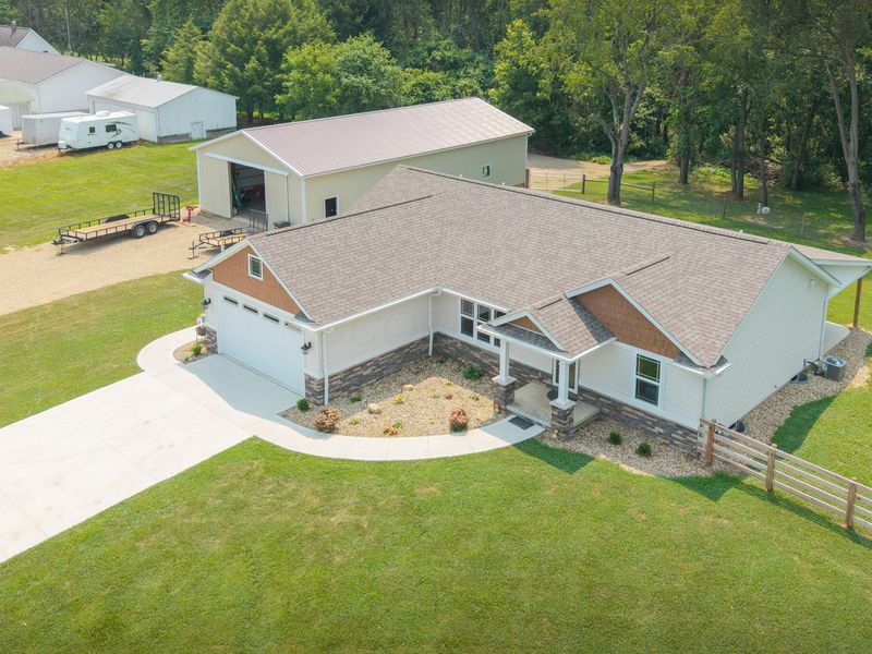 22686 Deal Road, Gambier, OH 43022 Photo 3