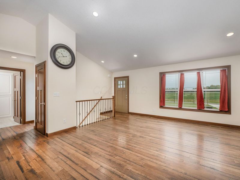22686 Deal Road, Gambier, OH 43022 Photo 4