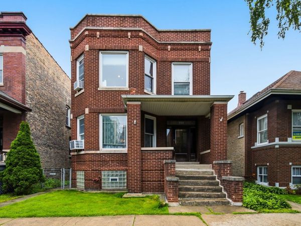2211 W Cortez Street , Chicago, IL 60622