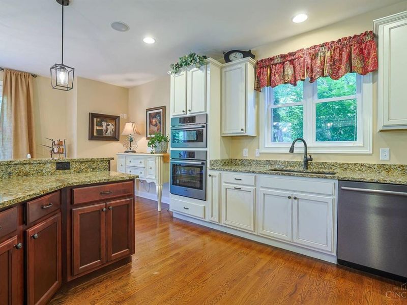 8232 Ascot Glen Court, Liberty Township, OH 45044 Photo 12